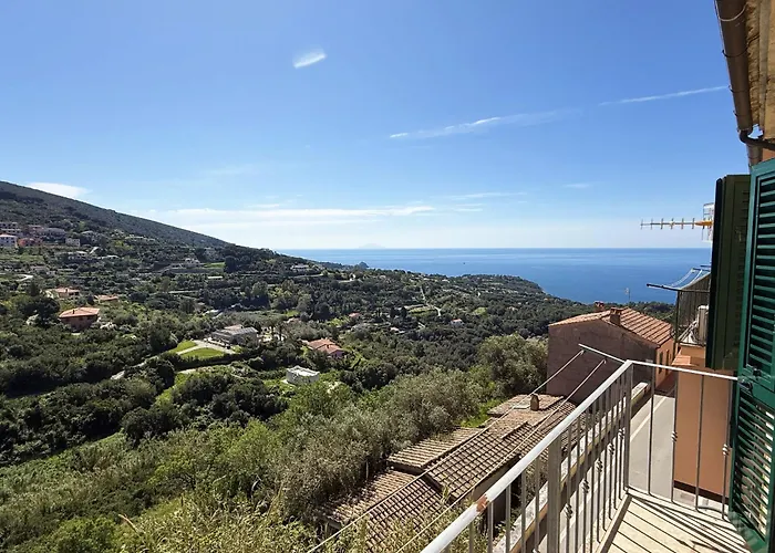 Apartment La Terrazza Sul Borgo - Argonautivacanze